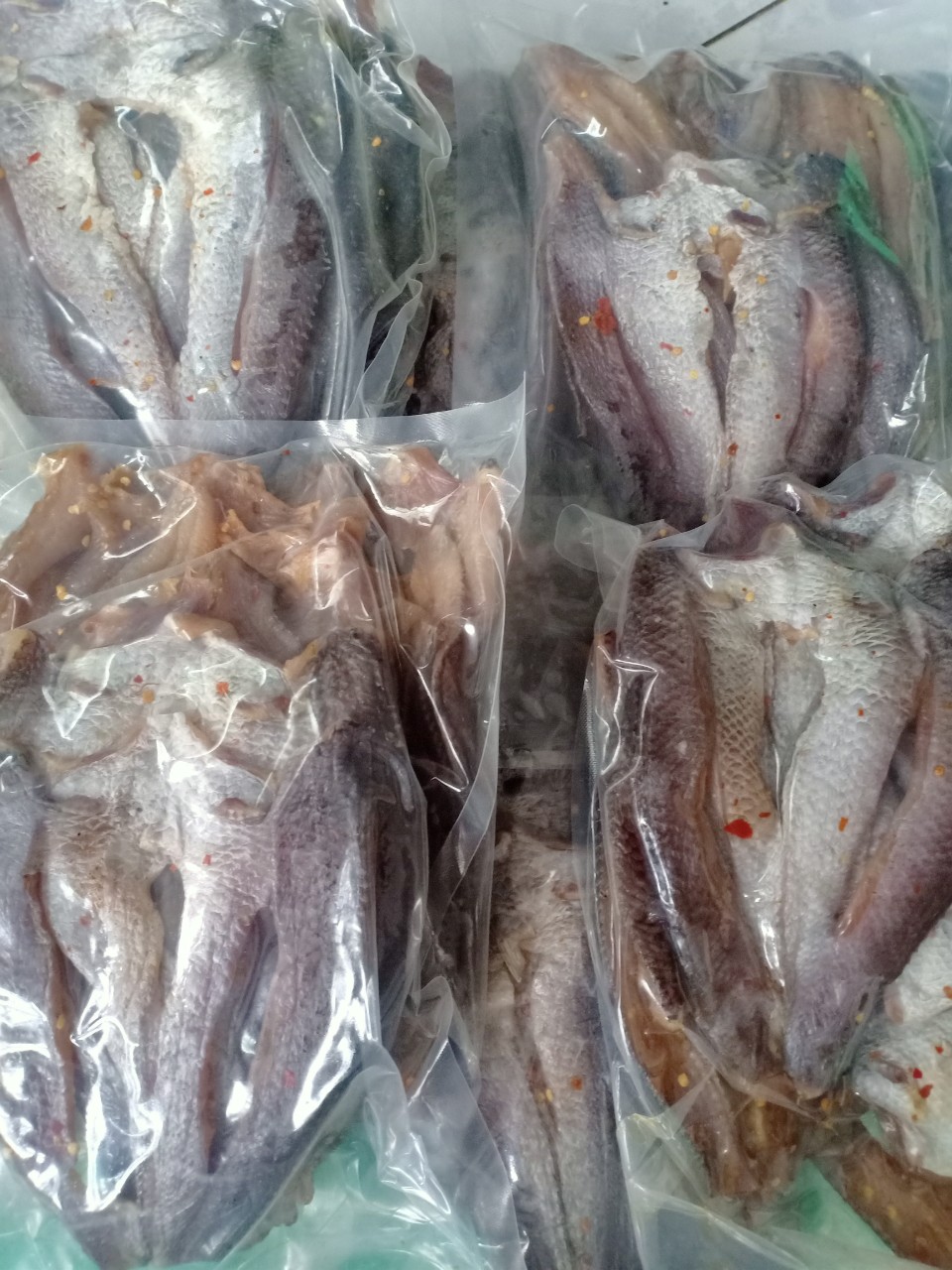 Khô cá lóc Cà Mau (Loại 10-12 con/kg)